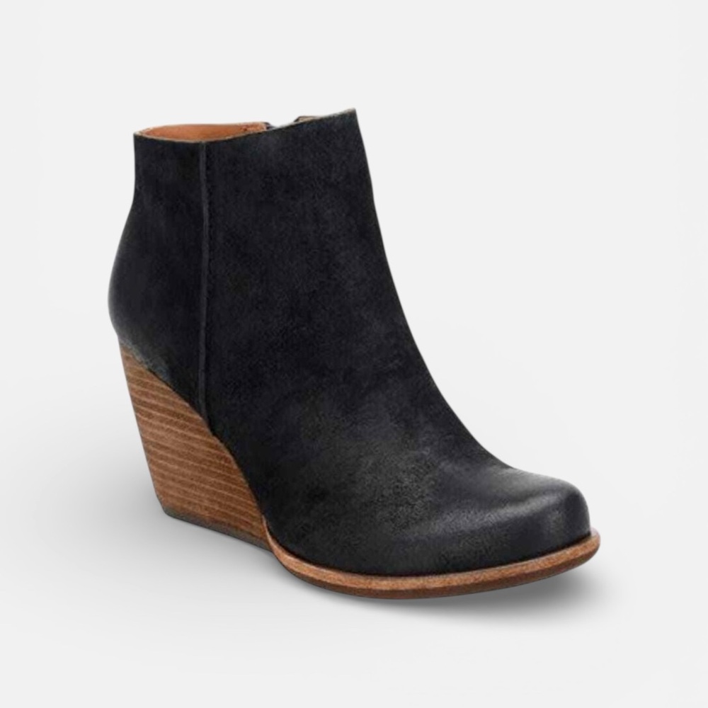 Kork-Ease Natalya Wedge Ankle Boot in Black Size 8M